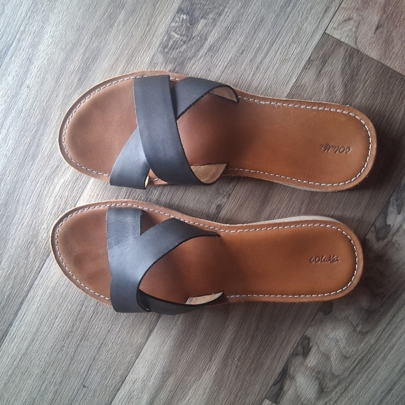 Olukai Brown & Black Leather Sandals Slides Ke'a Beach Vacation Surf Hawaii - Picture 1 of 4